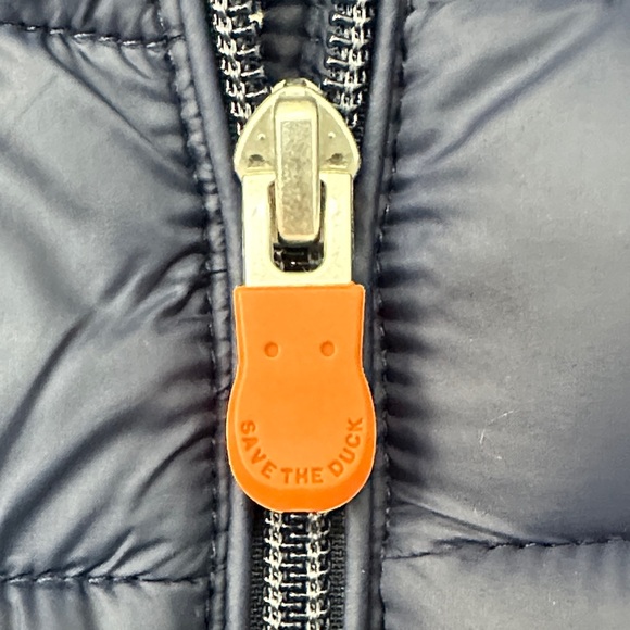 SAVE THE DUCK Margareth Hooded Zip Vest - Picture 4 of 14